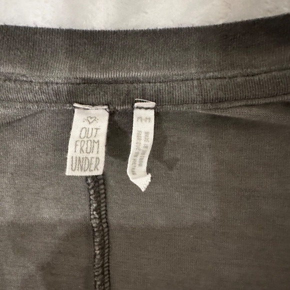 OUT FROM UNDER LADIES DISTRESSED GREY V-NECK T SHIRT BODYSUIT MEDIUM - Picture 3 of 4